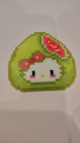 Selling perler bead keychains 卖拼豆钥匙扣