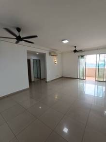 Condominium For Sale in Aman Heights