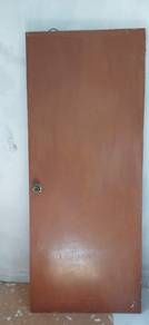pintu kayu & pintu gril berkualiti