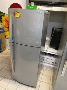 TOSHIBA 250L Refrigerator GRR25m3 - terpakai