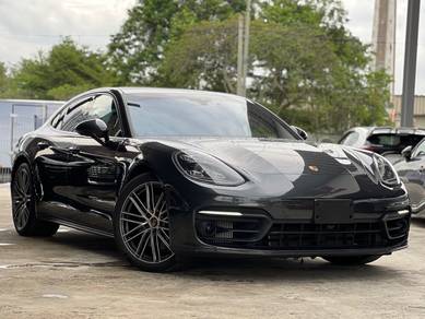 Porsche Panamera 4S in Kajang, SGR