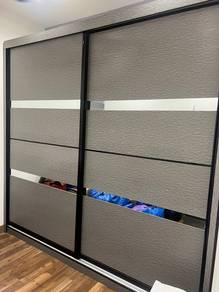 Wardrobe 8ft