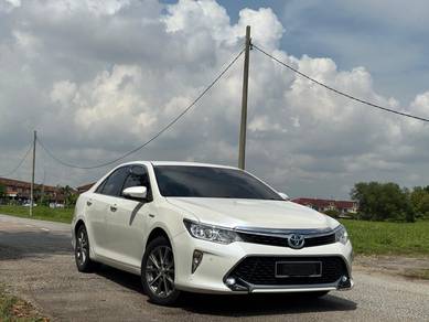 2017 Toyota Camry HYBRID LUXURY