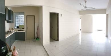 Apartment For Sale in Radius Residence