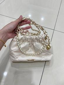 Hobo bag