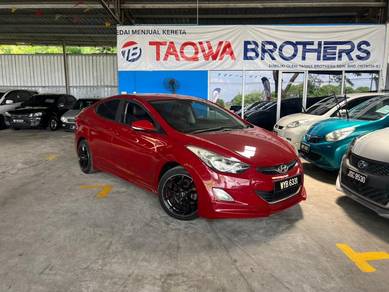 Hyundai Elantra STANDARD SPEC in Senai, JHR