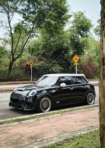 Mini Cooper S S in Damansara Damai, SGR