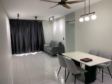 Condominium For Rent in E Island Lake Haven