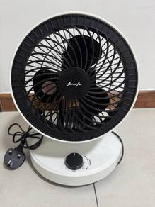 Alpha Table Fan