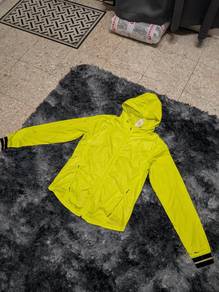 Under armour windbreaker