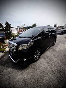 Toyota Alphard in Mid Valley City, KUL