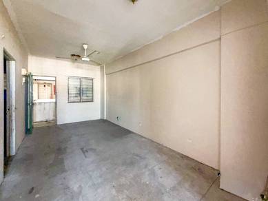 Apartment For Sale in Pandan Ria Apartment