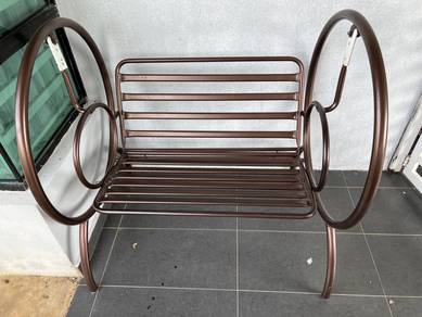 Buai besi