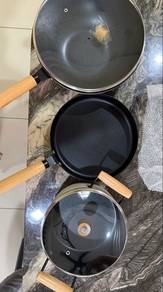 Pan & Wok