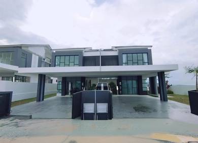 Semi-Detached House For Sale in Ipoh,PRK