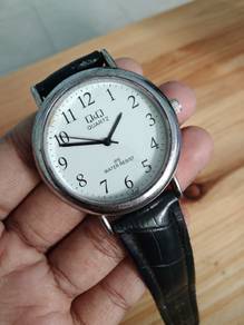 Men Watch Q&Q