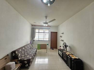 Apartment For Sale in Villa Krystal @ Bandar Selesa Jaya
