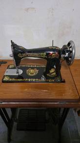 sewing machine for sale