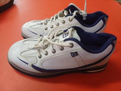 BOWLING SHOES BRUNSWICK saiz 5 UK / 24cm