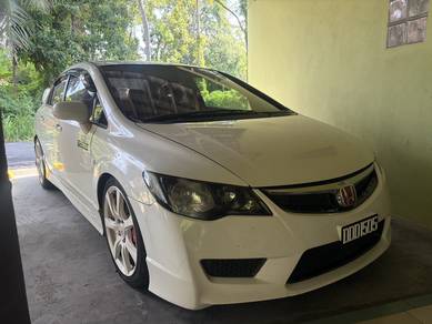 Honda Civic i-VTEC in Kota Bharu, KTN