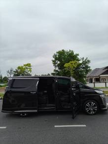 Toyota Vellfire ZG in Kuala Terengganu, TRG