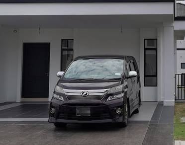 Toyota Vellfire Z in Klang, SGR