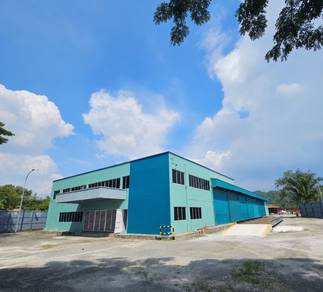 Warehouse / Factory For Sale in Bukit Beruntung,SGR