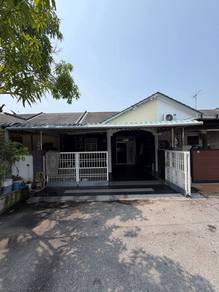 1-storey Terraced House For Sale in Cheng,MLK