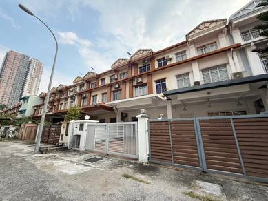 2.5-storey Terraced House For Sale in Puchong,SGR