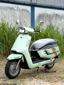 Brixton MOUCCA 250