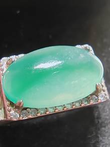 Giok Jadeite Jed "Bunga Hijau" Gred Ais Burma Asli