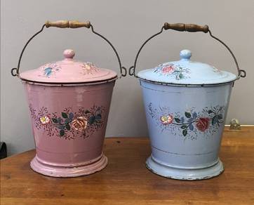 3501 Antique enamel pail 2