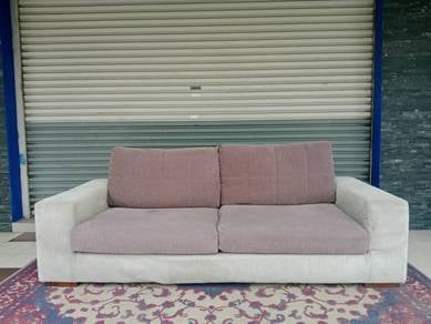 Naufal perabut terpakai sofa 