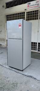 Hitachi inverter fridge refrigerator 2d peti sejuk