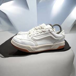 vans white low top