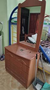 Meja Solek Laci 4 tingkat (Kayu Solid) 