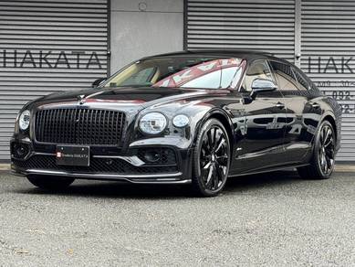 Bentley Flying Spur AZURE V8 in Bandar Bukit Raja, SGR