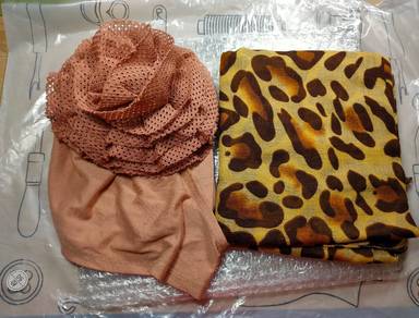 Selendang Corak Leopard + Anak Tudung Bunga