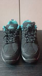 Hiking though shoes 
