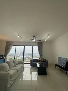 Condominium For Rent in Windows on The Park