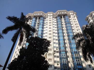 Condominium For Rent in Heritage Condominium