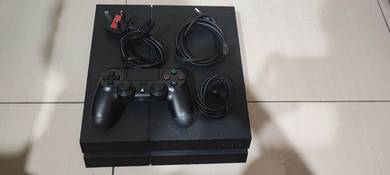 playstation 4 secondhand user