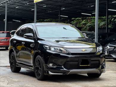 Toyota Harrier PREMIUM ADVANCE PACKAGE in Salak Selatan, KUL
