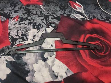 Hanger untuk dijual