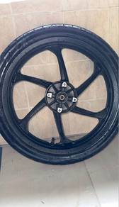 Yamaha LC135 V8 Original Rim Set (Front + Rear)