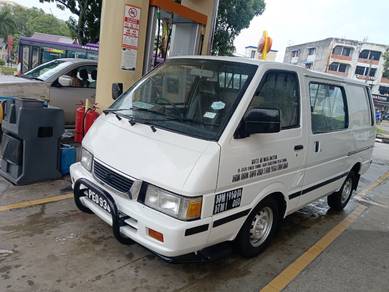 Nissan vanette van