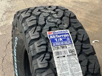 New BF Goodrich AT K02 Tyres 235 75 15 Jimny Hilux