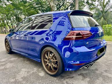 Volkswagen Golf R in Taman Tun Dr Ismail, KUL