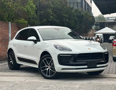 Porsche Macan  in Kota Damansara, SGR