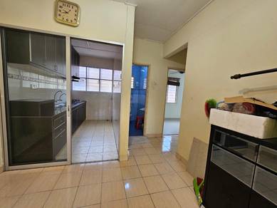 Townhouse For Sale in Seri Kembangan,SGR
